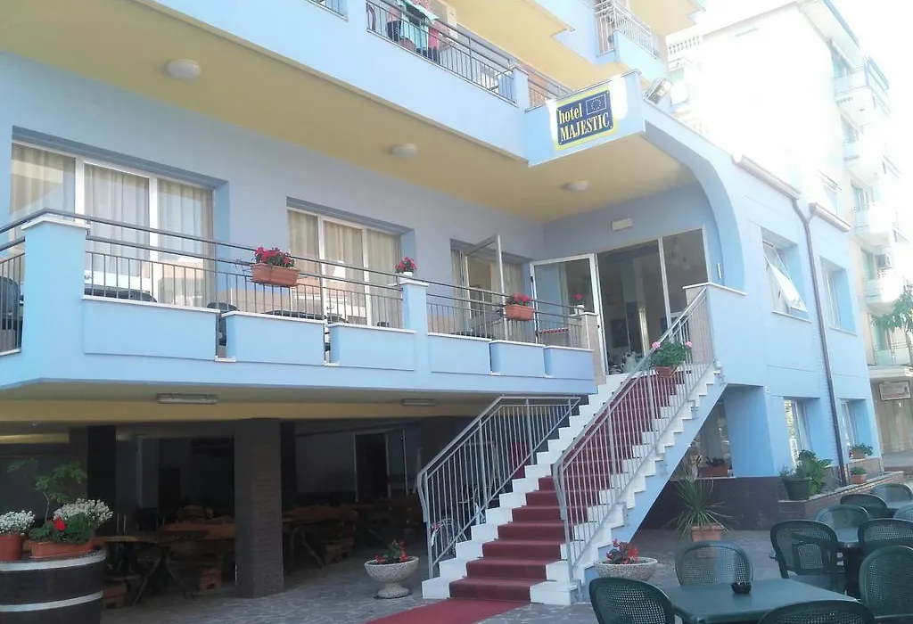 Hotel Majestic-1